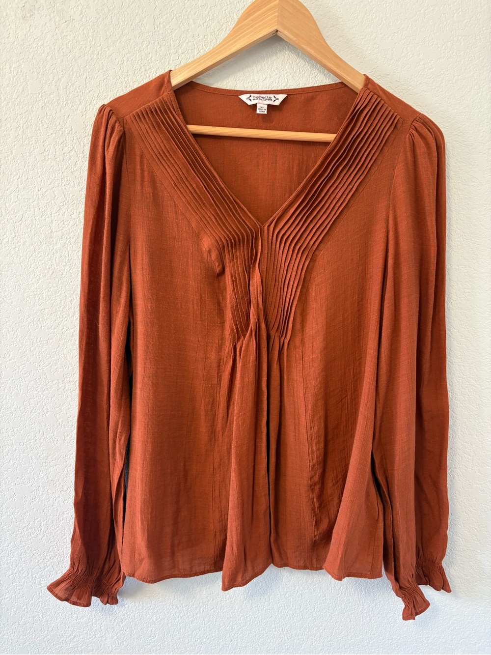 Nanette Lepore XL Rust Boho Pleated V Neck Blouse Long Sleeve Top Terracotta